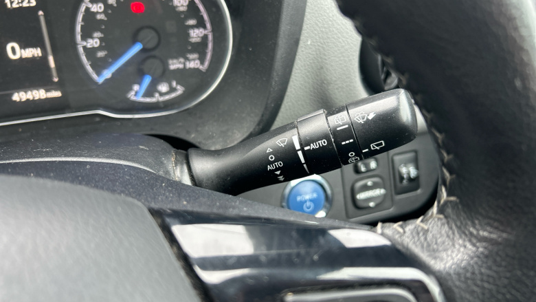 Toyota Yaris 1.5 Hybrid Icon 5dr CVT Hybrid Hatchback